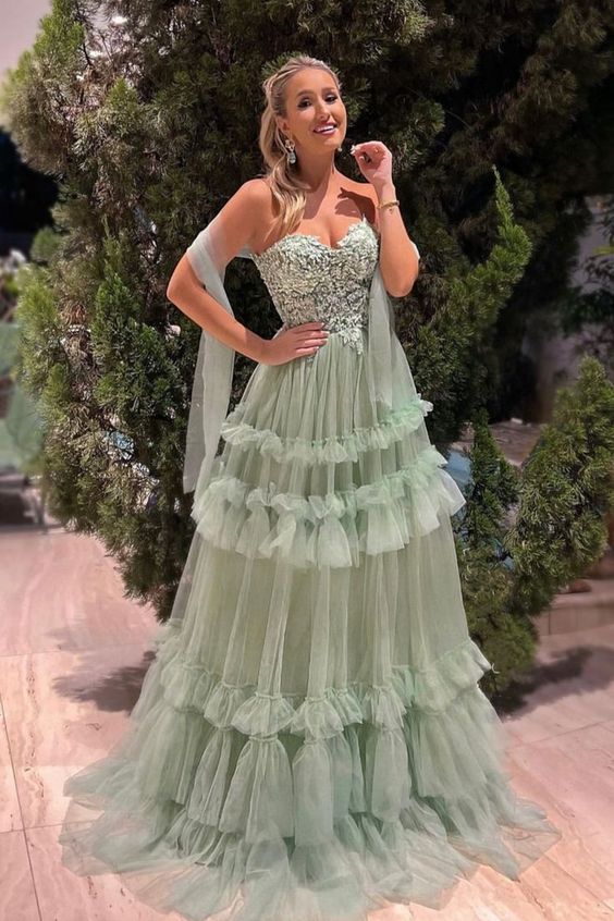 Sweetheart Applique Tulle Prom Dresses