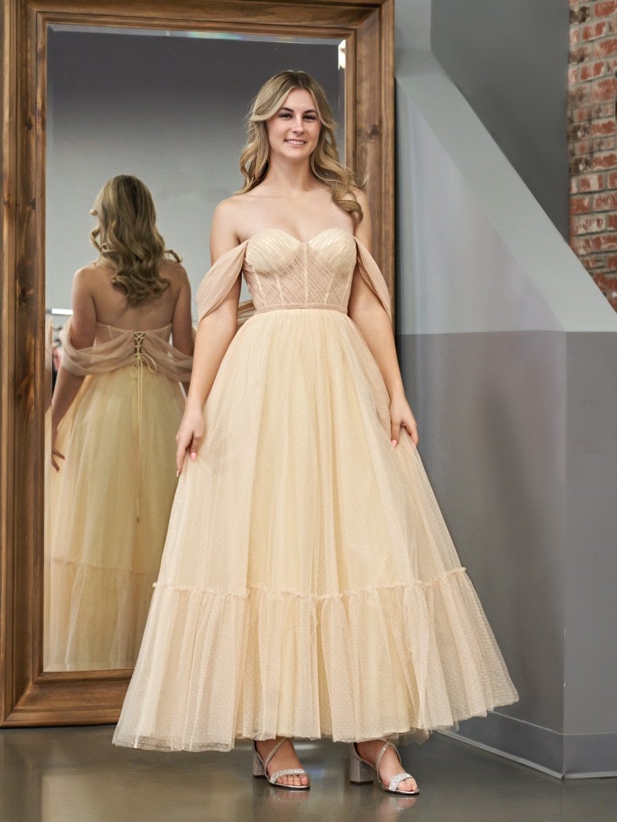 A-Line Tulle Sweetheart Tea-Length Homecoming Dress