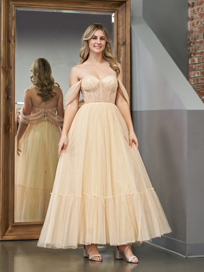 A-Line Tulle Sweetheart Tea-Length Homecoming Dress