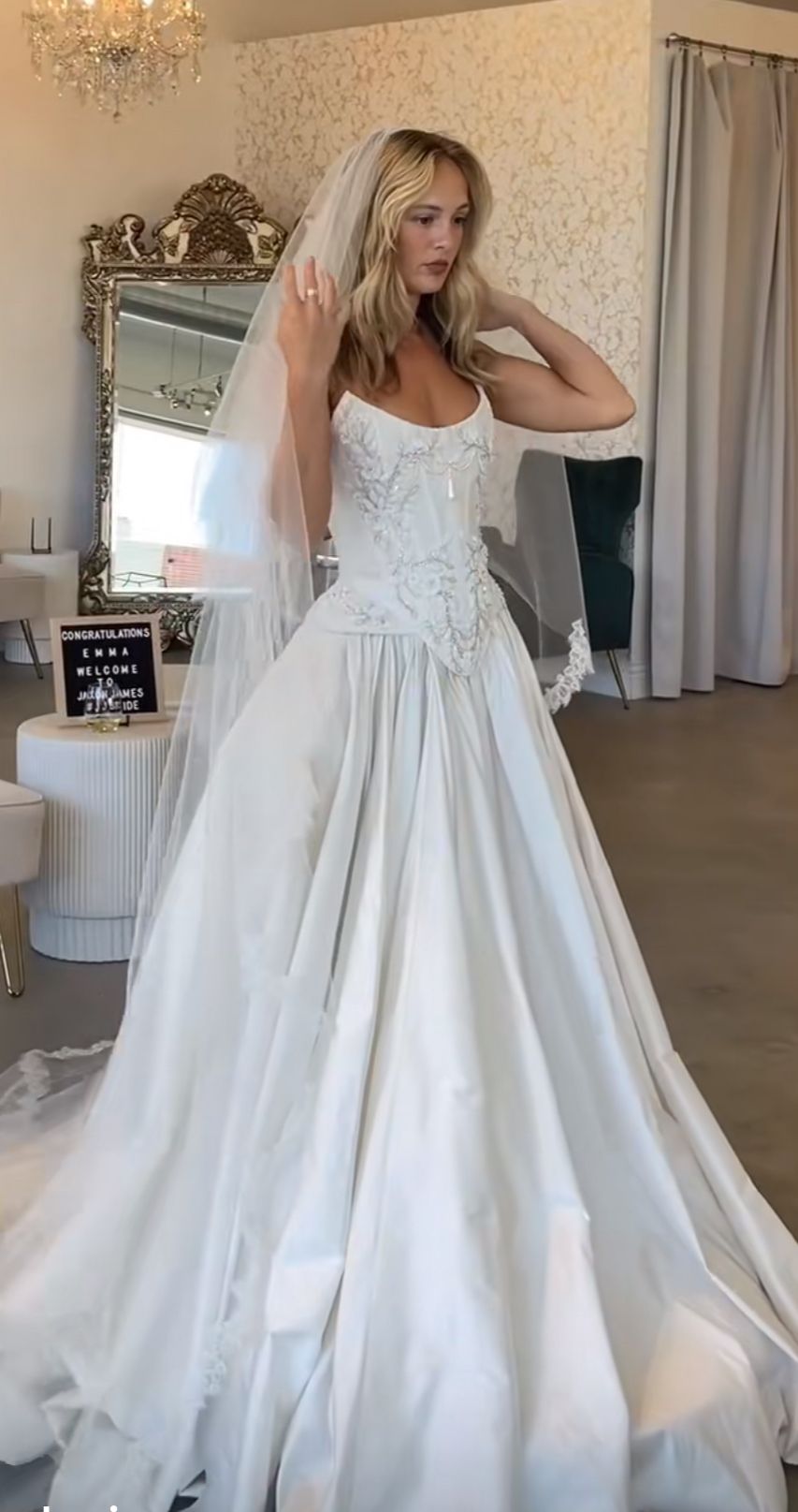 Vintage White Wedding Dress
