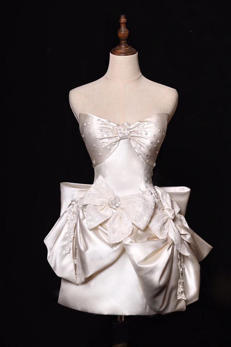 Bow Ivory A Line Sweetheart Neck Lace Satin Mini Homecoming Dress Cocktail Dress