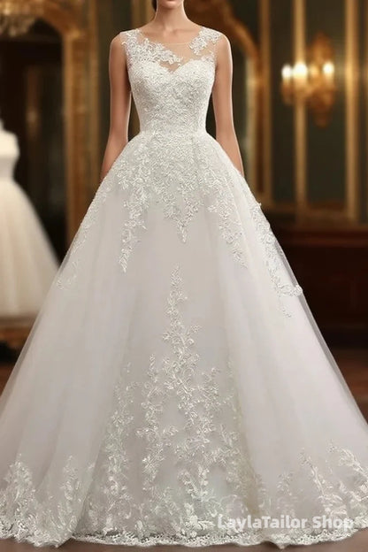 Classic Round neck Lace appliques White Princess Wedding Dress