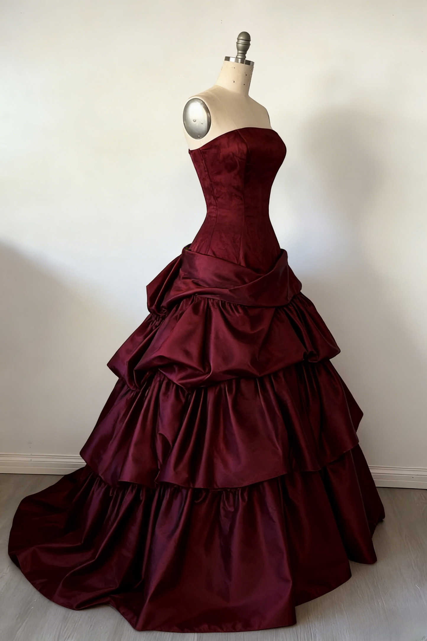 Gorgeous A-Line Burgundy Prom Dress Satin Strapless  Long Evening Dress Sleeveless Birthday Dress