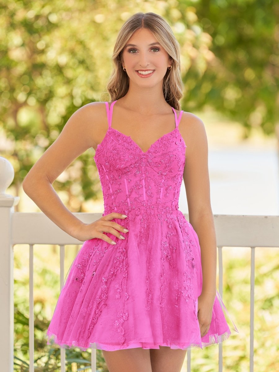 A-Line Lace Spaghetti-Straps Black short Homecoming Dress