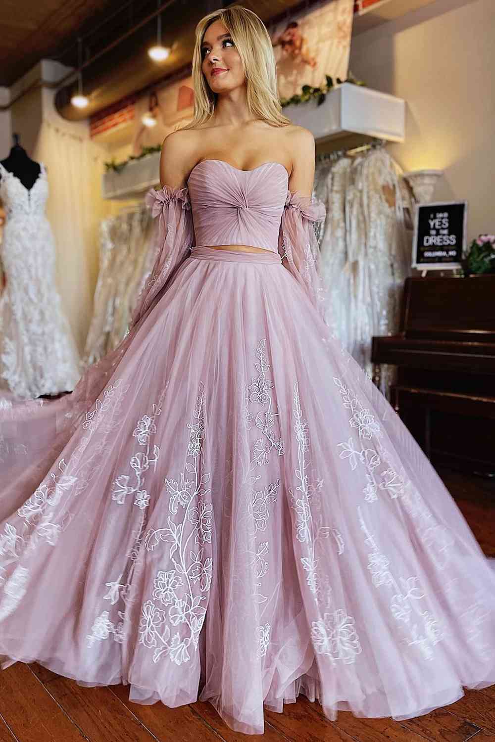 Light Pink Tulle Applique Prom Dress