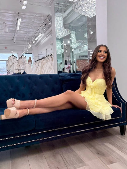 Yellow - A Line Chiffon Ruffles Sweetheart Short Homecoming Dresses with Bow
