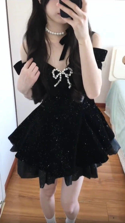 Sexy Ball Gown Off The Shoulder Black Velvet Short Formal 8Th Grade Homecoming Dresses Summer Middle School Hoco Dress 6Th Grade Graduation Outfits