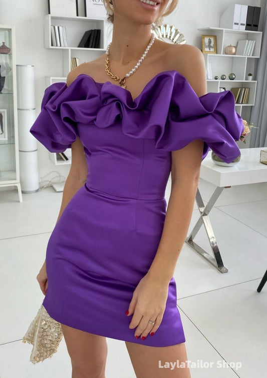 Sheath/Column Off-the-Shoulder Sleeveless Satin Short/Mini Homecoming Dresses With Ruffles