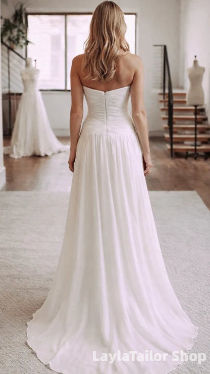 Vintage Ivory Pleated Strapless A-line Wedding Dress