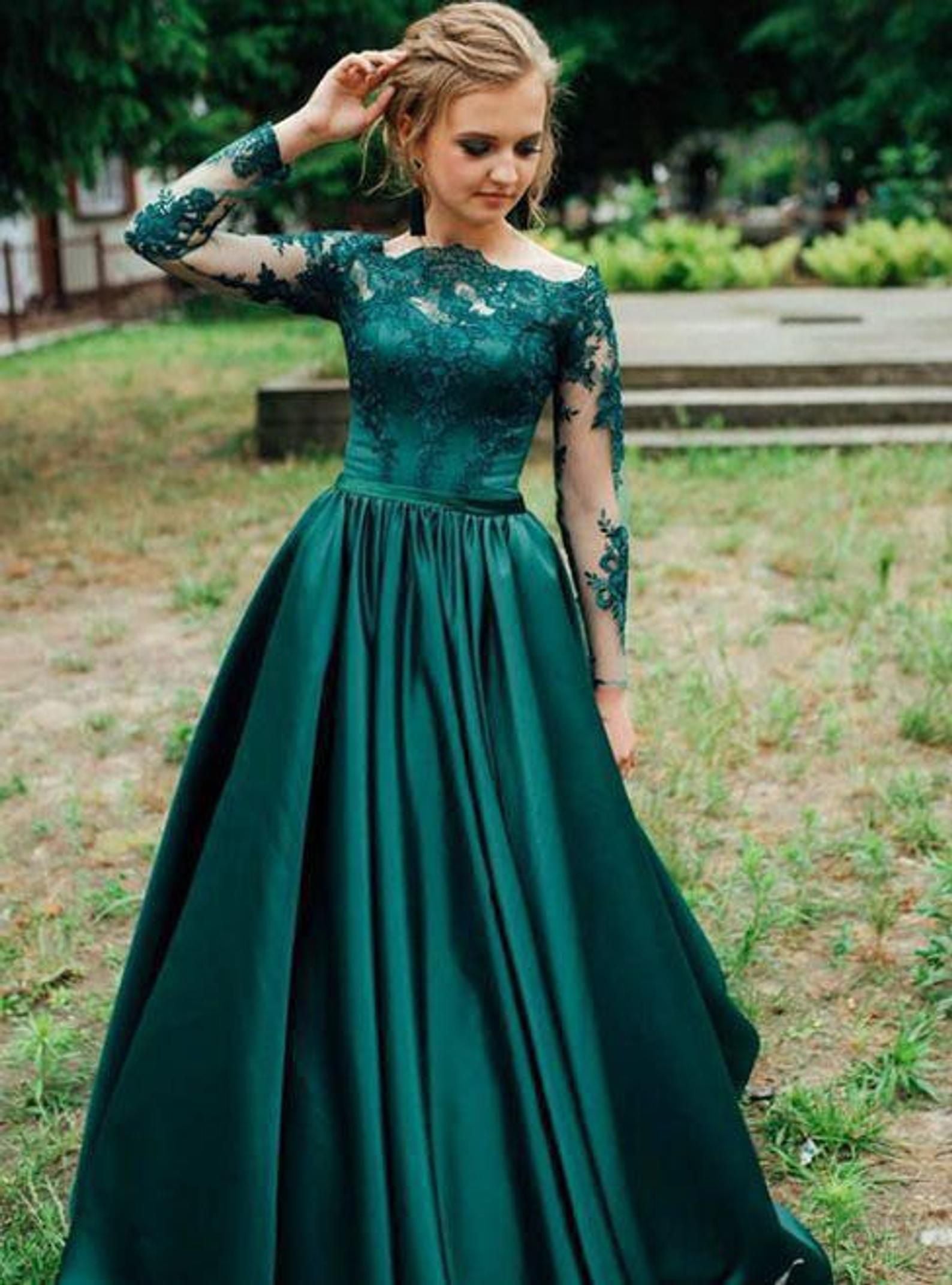 LTP1600,Dark Green Lace Prom Dresses,Long Sleeves Evening Ball Gown
