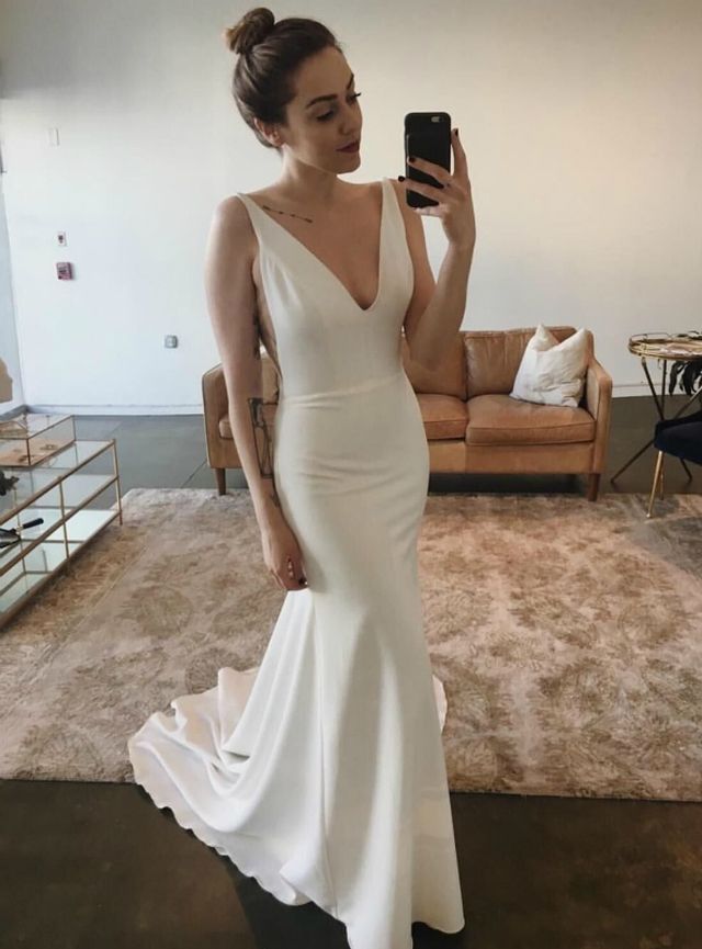 LTP1125,White V Neck Sleeveless Satin Wedding Dresses Mermaid Bridal Dresses